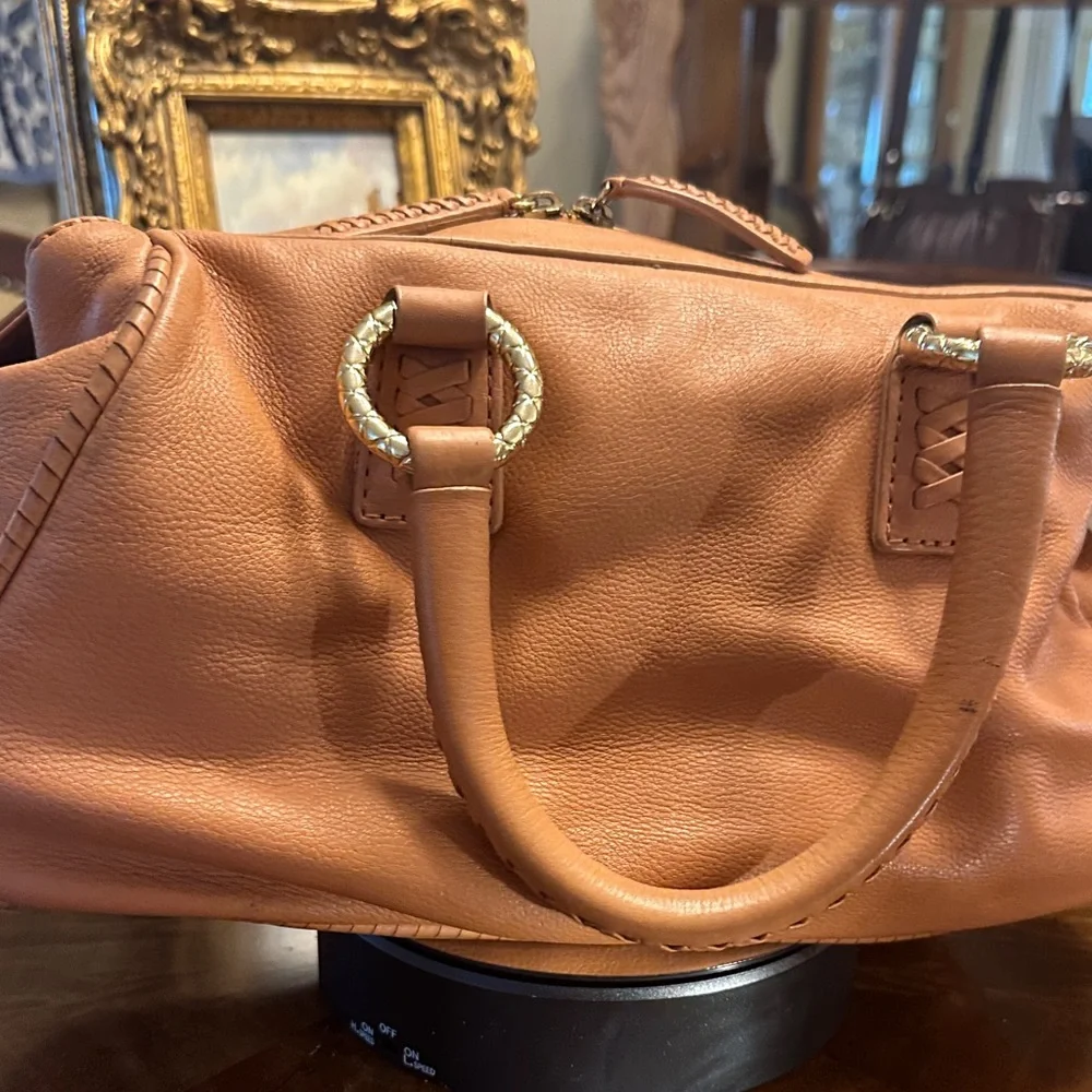 Sexy camel Tan Leather Handbag - Picture 14 of 17